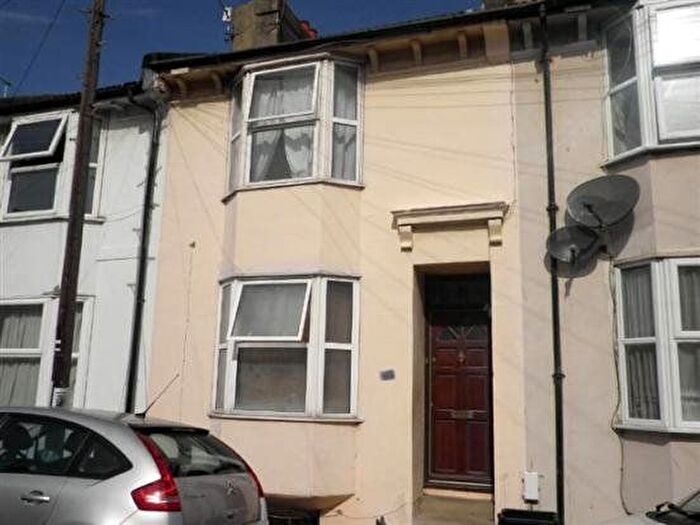 4 Bedroom Terraced House To Rent In Park Crescent Road, Brighton, BN2
