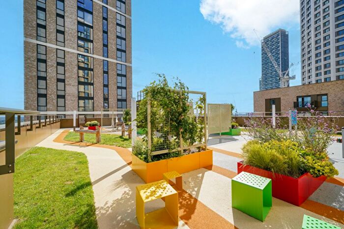 1 Bedroom Flat To Rent In Artisan Point, Victoria Road, W3