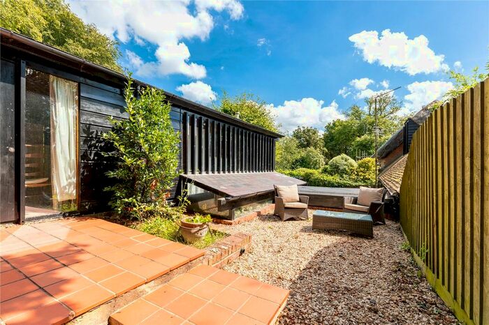 4 Bedroom Detached House For Sale In Oving Road, Whitchurch, Aylesbury, HP22