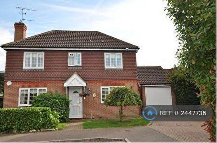 3 Bedroom Detached House To Rent In Rushton Grove, Harlow, CM17