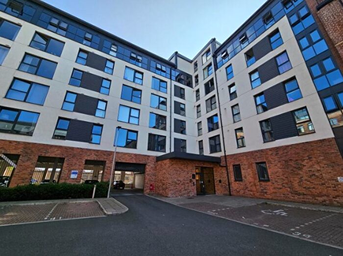 2 Bedroom Flat For Sale In Atkinson Street, Leeds, LS10