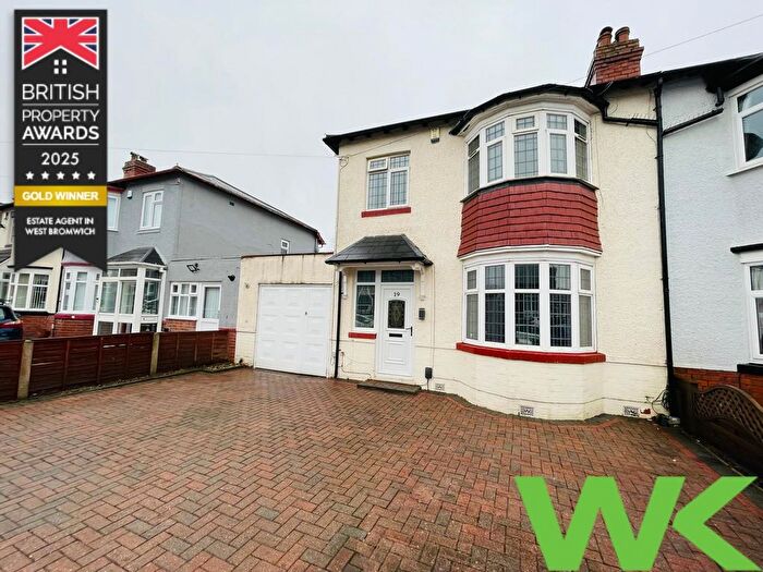 3 Bedroom Semi Detached House For Sale In Willett Road, West Bromwich, B71