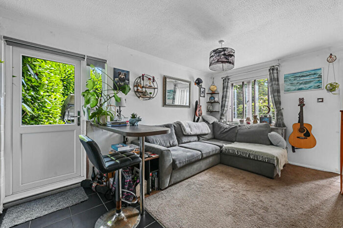 1 Bedroom End Of Terrace House For Sale In Springfield, Chelmsford, CM1