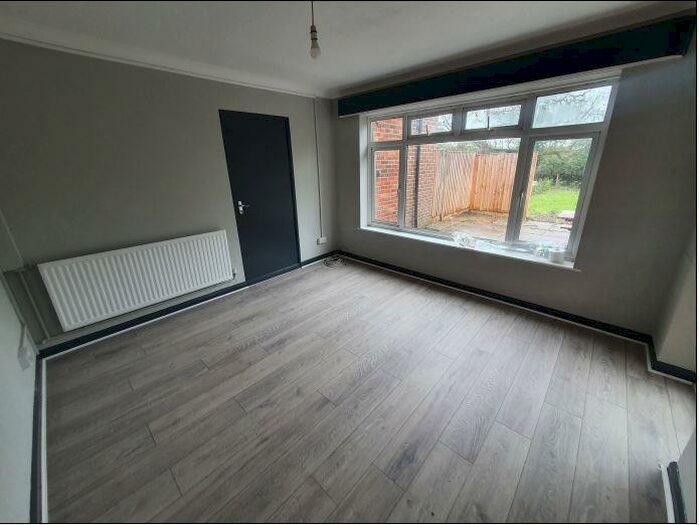 1 Bedroom Apartment To Rent In Brookers Hill, Shinfield, RG2