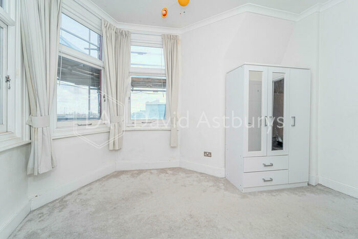 2 Bedroom Apartment To Rent In Tottenham Lane, London, N8