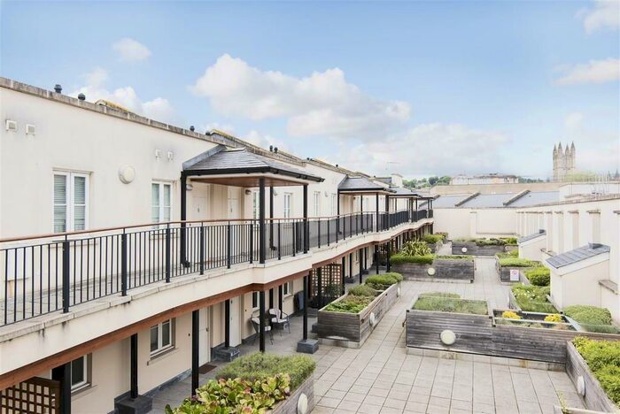 2 Bedroom Apartment To Rent In Southgate Place, Bath, BA1