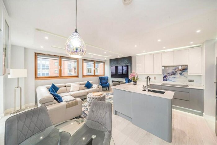 2 Bedroom Flat For Sale In Donnington Road, Willesden Green, NW10