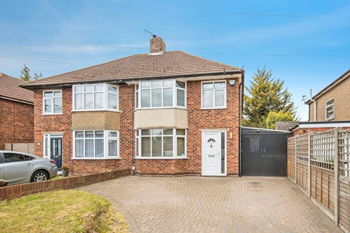 3 Bedroom Semi Detached House For Sale In Nacton Road, Ipswich, IP3