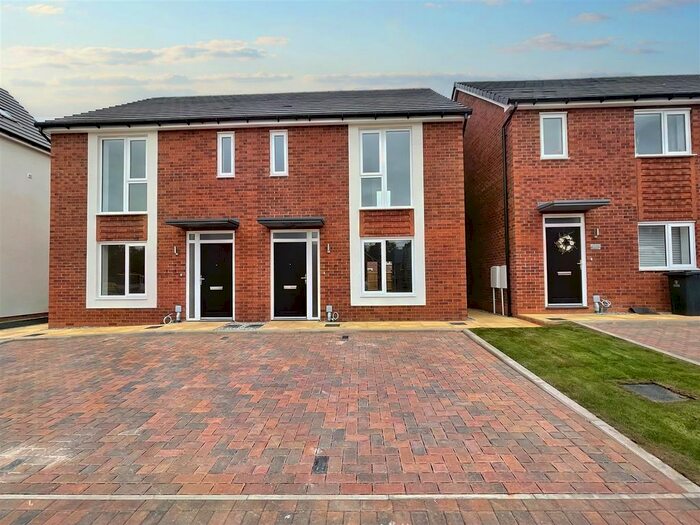 3 Bedroom Semi-Detached House To Rent In Palmer Way, Blythe Bridge, Stoke-On-Trent, ST11