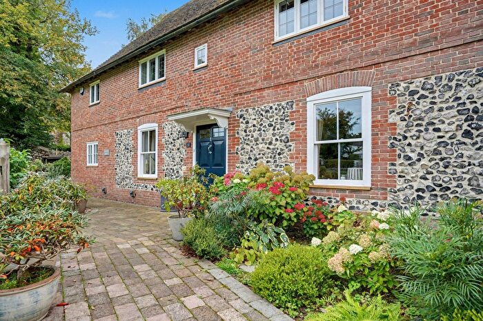 5 Bedroom Detached House For Sale In Upper Street, Hollingbourne, ME17