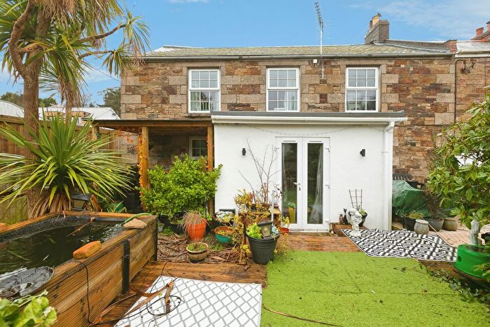 4 Bedroom End Terrace House For Sale In Pentreath Terrace, Lanner, Redruth, Cornwall, TR16
