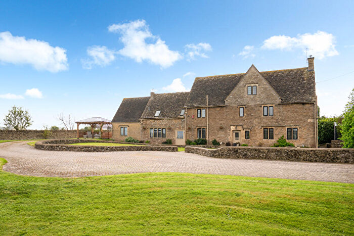 5 Bedroom Detached House For Sale In Hyde, Chalford, GL6