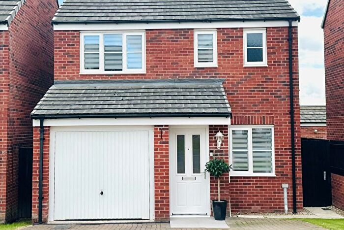 3 Bedroom Detached House For Sale In Spitfire Road, Woodhouse, Sheffield, S13