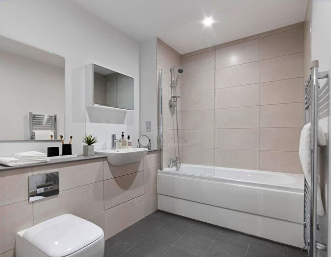 1 Bedroom Flat To Rent In Aster Apartments, Seven Sisters Road, Seven Sisters, N15