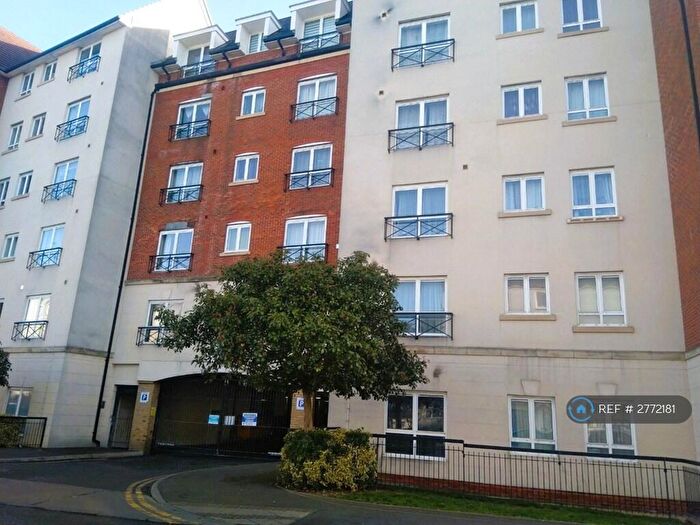 1 Bedroom Flat To Rent In Omega House, Northampton, NN1