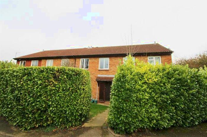 1 Bedroom Apartment To Rent In Milford Close, Marshalswick, St. Albans, AL4