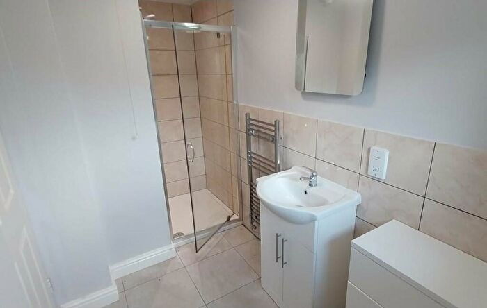 3 Bedroom Detached House For Sale In Hookstone Drive, Harrogate, North Yorkshire, Uk, HG2