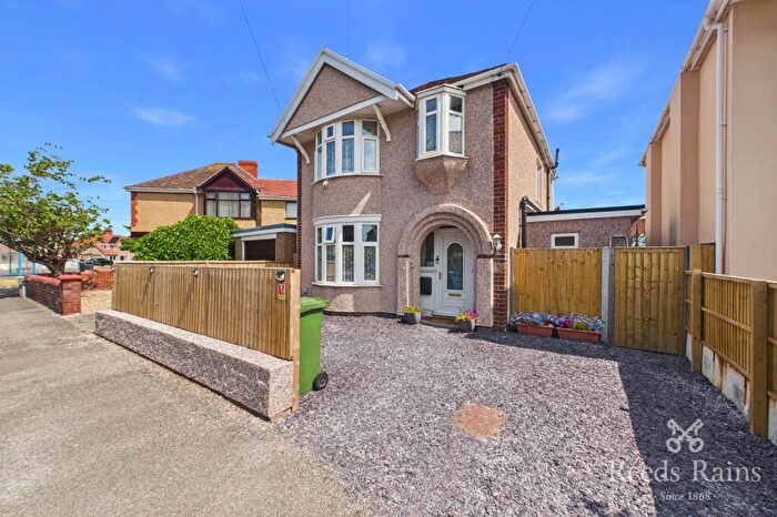 3 Bedroom Detached House For Sale In Lynton Walk, Rhyl, Denbighshire, LL18