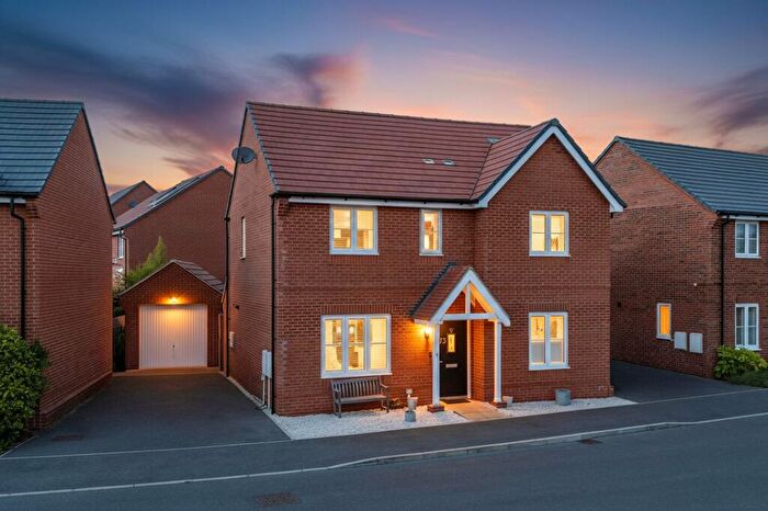 4 Bedroom Detached House For Sale In Miller Street, Saffron Walden, CB10