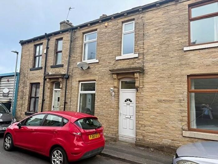 3 Bedroom Terraced House For Sale In Dudley Hill Road, Eccleshill, BD2