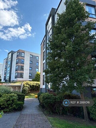2 Bedroom Flat To Rent In Firpark Close, Glasgow, G31