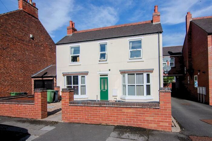 1 Bedroom Flat To Rent In Ashtree Court, Ashtree Road, Pelsall, WS3
