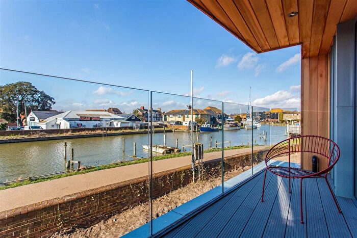 3 Bedroom Town House To Rent In Rock Channel Quay, Rye, East Sussex, TN31