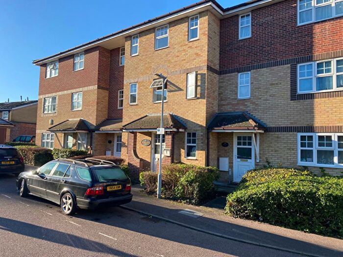 1 Bedroom Flat To Rent In Bishops Court, Earls Meade, Luton, LU2