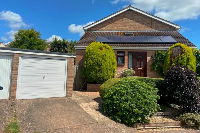 4 Bedroom Semi-Detached House For Sale In Chineway Gardens, Ottery St. Mary, EX11