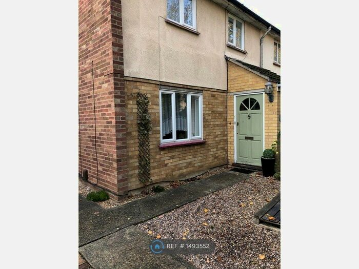 3 Bedroom End Of Terrace House To Rent In Atkins Close, Cambridge, CB4