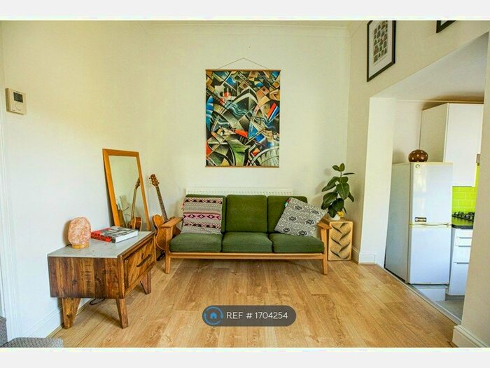 1 Bedroom Flat To Rent In C, London, E10