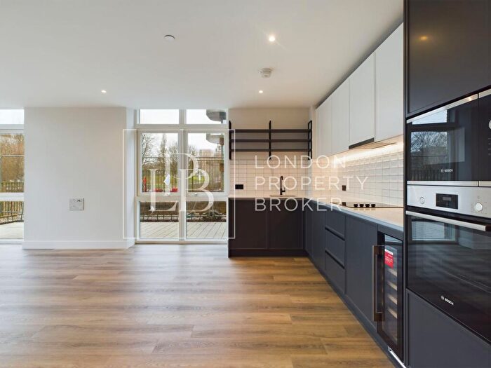 3 Bedroom Apartment To Rent In Astell Road, Bufton House, SE3