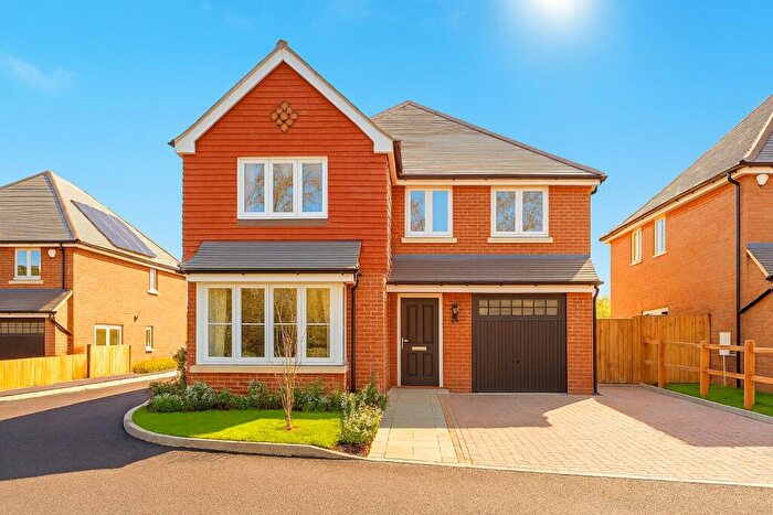 5 Bedroom Detached House For Sale In Allington Gardens, Newick, Lewes, BN8