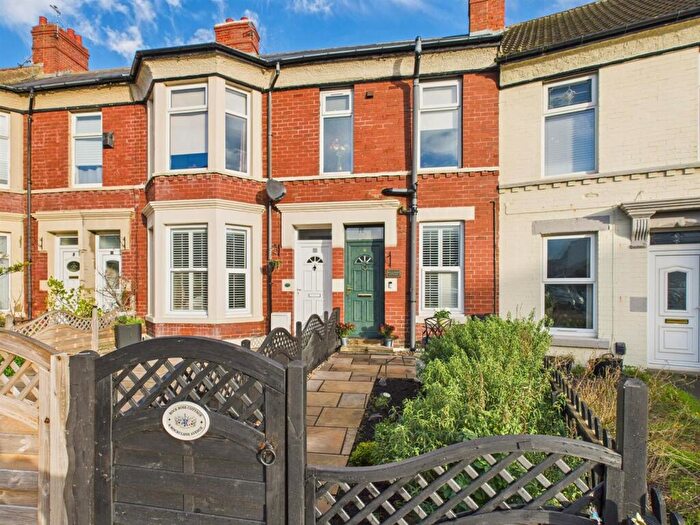 2 Bedroom Apartment For Sale In Rockcliffe Avenue, Whitley Bay, NE26