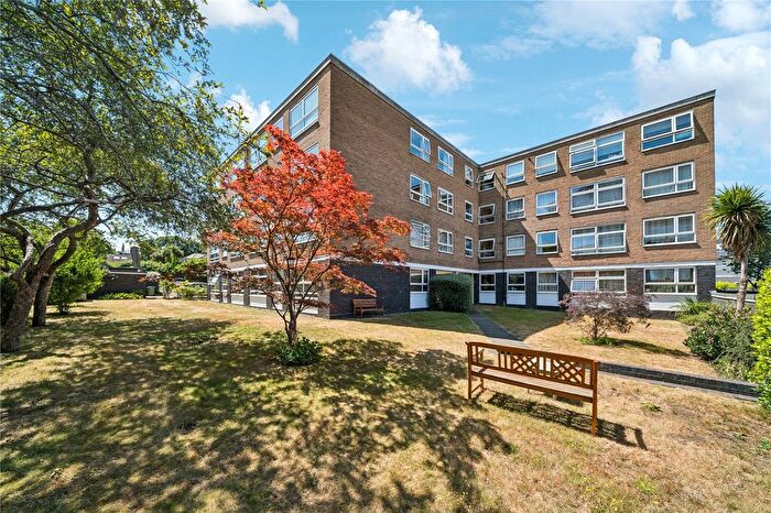 1 Bedroom Flat For Sale In Derby Road, London, SW14