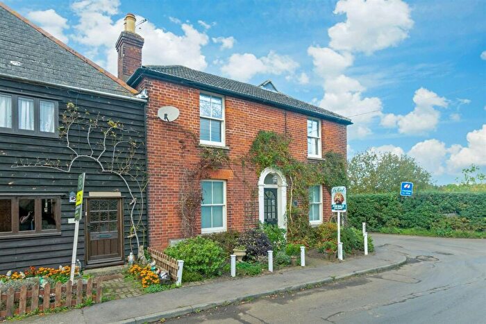 3 Bedroom Detached House For Sale In Fostall, Hernhill, Faversham, Kent, ME13