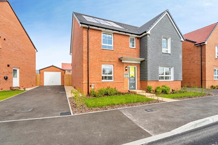 4 Bedroom Detached House For Sale In Dahlia Grove, North Bersted, Bognor Regis, West Sussex, PO21