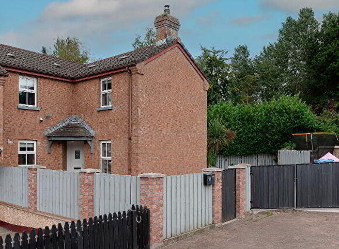 4 Bedroom Semi-Detached House For Sale In Innishmore Park, Dungannon, BT71
