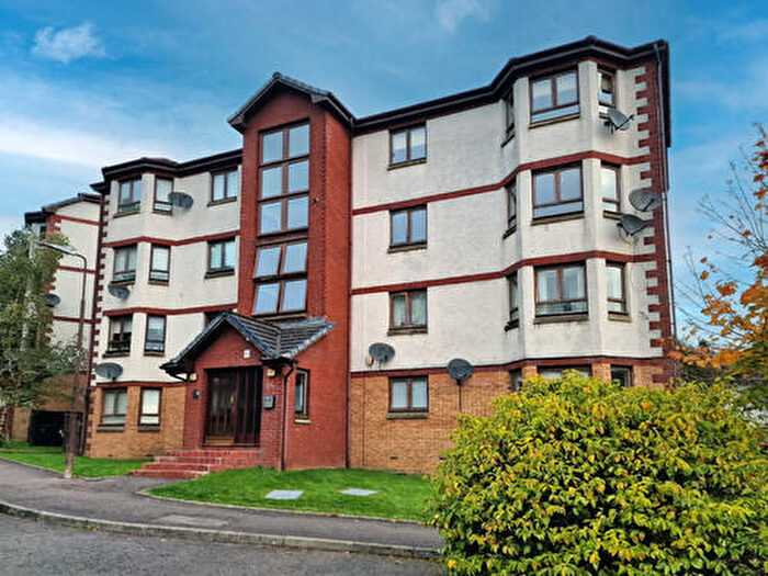 2 Bedroom Flat To Rent In Waverley Crescent, Livingston, EH54