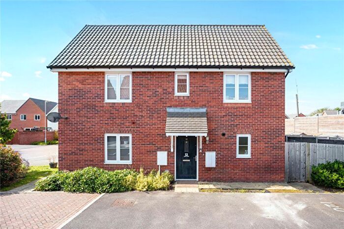 1 Bedroom Maisonette For Sale In Fiske Close, Saffron Walden, Essex, CB10