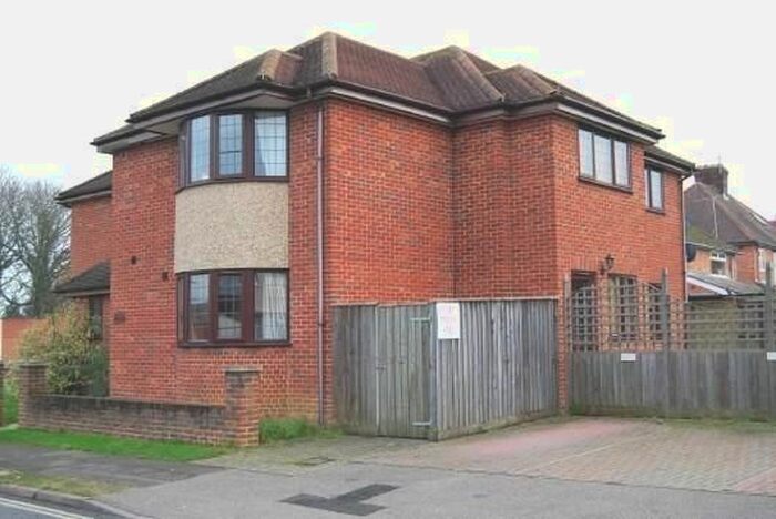 1 Bedroom Flat To Rent In Westminster Court, Botley, OX2