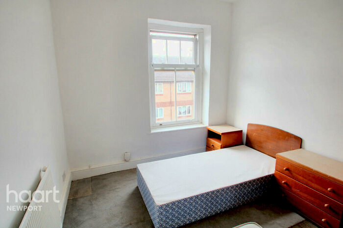 1 Bedroom Apartment For Sale In Commercial Road, Newport, NP20