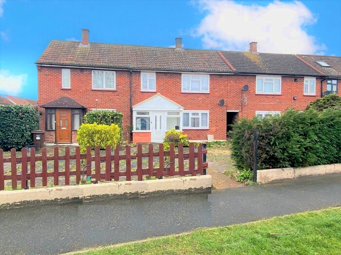 3 Bedroom Terraced House To Rent In Cobham Road, Heston, Hounslow, TW5