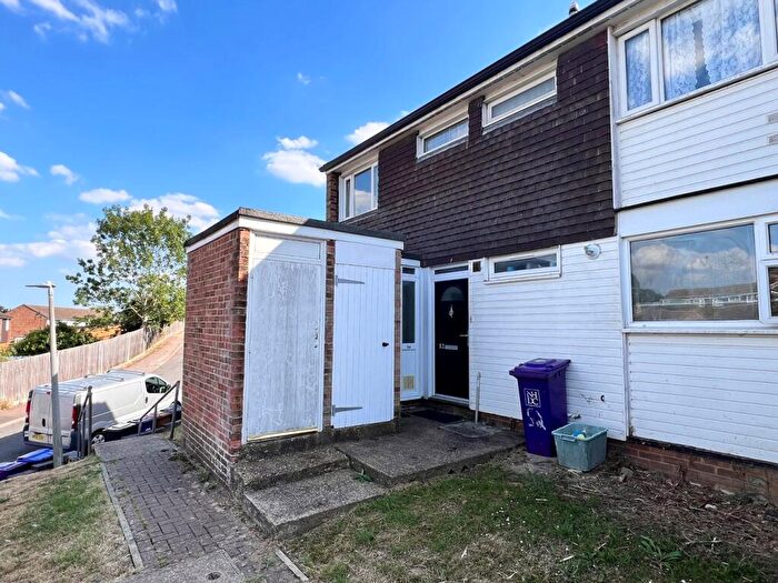 2 Bedroom Maisonette For Sale In Valley Road, Codicote, Hitchin, SG4