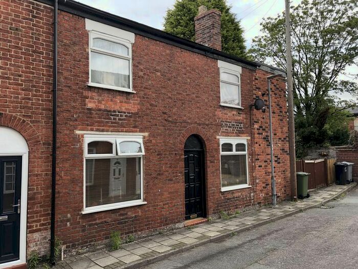 2 Bedroom Terraced House To Rent In Holford Street, Congleton, CW12