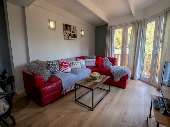 4 Bedroom House To Rent In Uplands, Canterbury, Kent, CT2