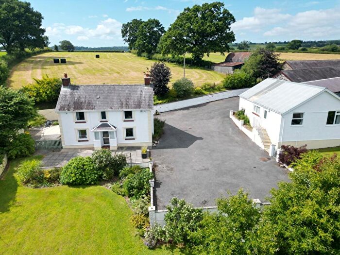 3 Bedroom Detached House For Sale In Dryslwyn, Carmarthen, SA32