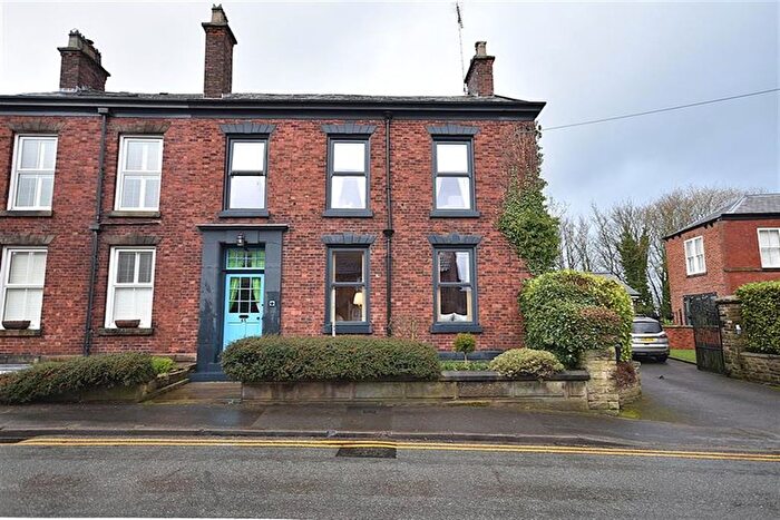 3 Bedroom Semi Detached House For Sale In Byrons Lane, Macclesfield, SK11