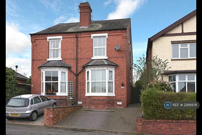 3 Bedroom Semi-Detached House To Rent In Connaught Avenue, Kidderminster, DY11