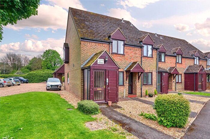 2 Bedroom Apartment For Sale In Severn House, Riverside Maltings, Oundle, PE8